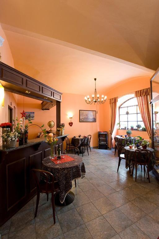 Hotel Columbo Prague Ngoại thất bức ảnh